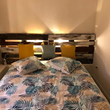Apartment Chez Julien: Confort Plein Centre *